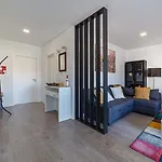 Modern & Quiet 2br 2 Baths 4 Balconies & Lift アパート *