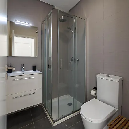 Modern & Quiet 2br 2 Baths 4 Balconies & Lift アパート *